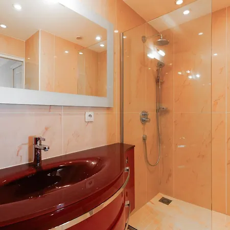 Rives Dor4b Апартаменти